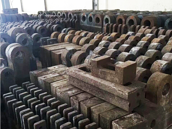 ú̿����C�N�^